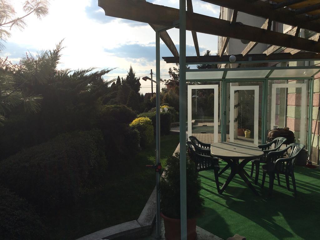 Belle Fleur Panzio Bed and Breakfast Βουδαπέστη Εξωτερικό φωτογραφία