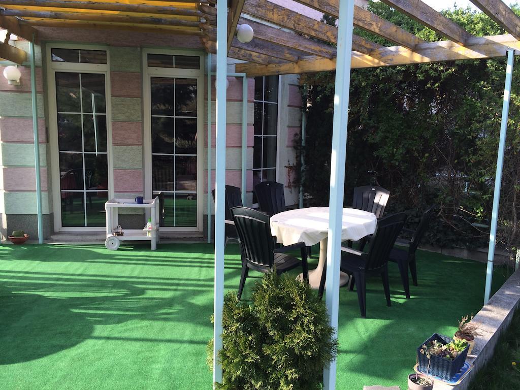 Belle Fleur Panzio Bed and Breakfast Βουδαπέστη Εξωτερικό φωτογραφία